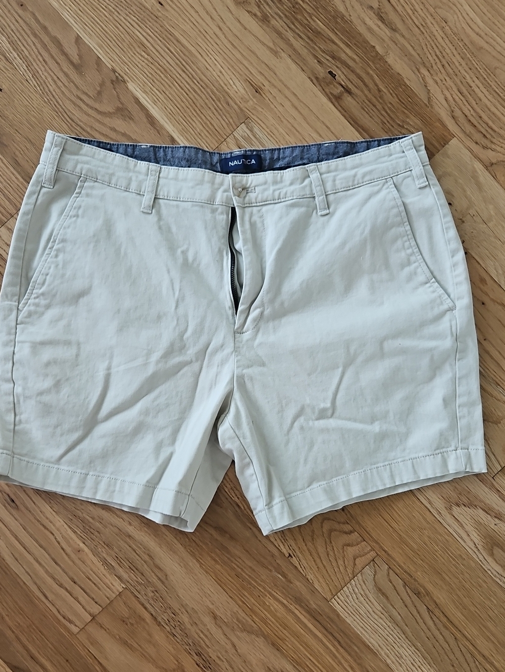 Nautica Men's Light Cream Cotton Shorts